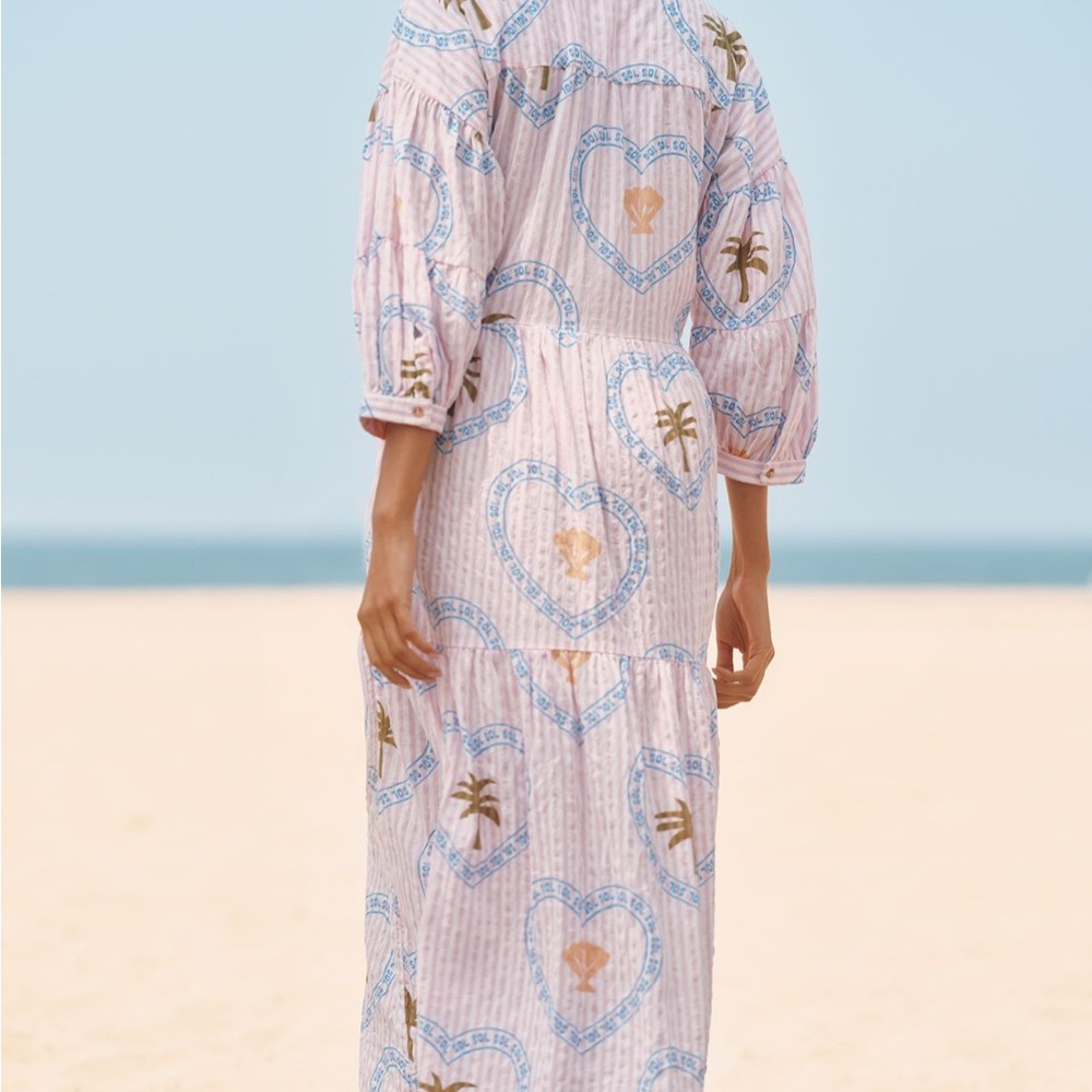 Elegant Pink and White Striped Swim Cover-Up - Picture 2 of 8